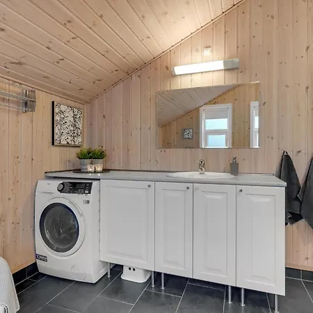 Holiday home Beautiful In Logstor With Kitchen
