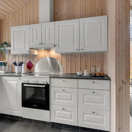 Three-bedroom In Logstor Nyaraló