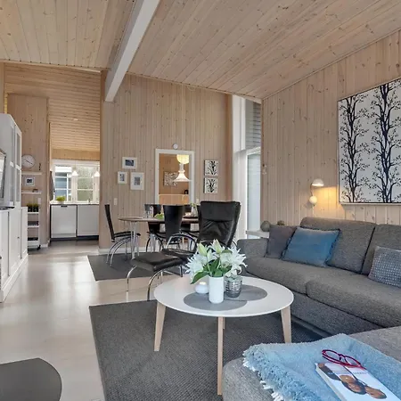 Beautiful In Logstor With Kitchen *