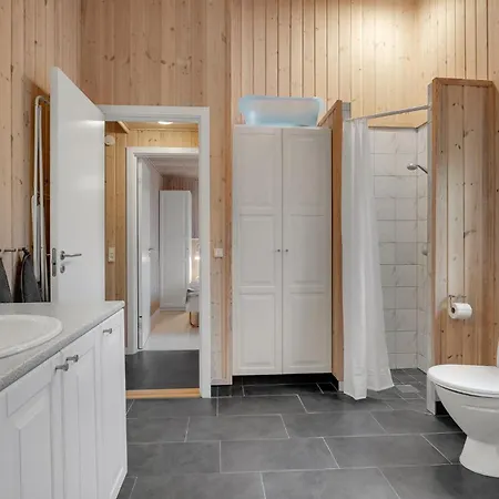 Three-bedroom In Logstor * Løgstør