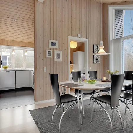Beautiful In Logstor With Kitchen *