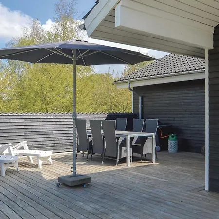 Gorgeous Home In Logstor With Wifi